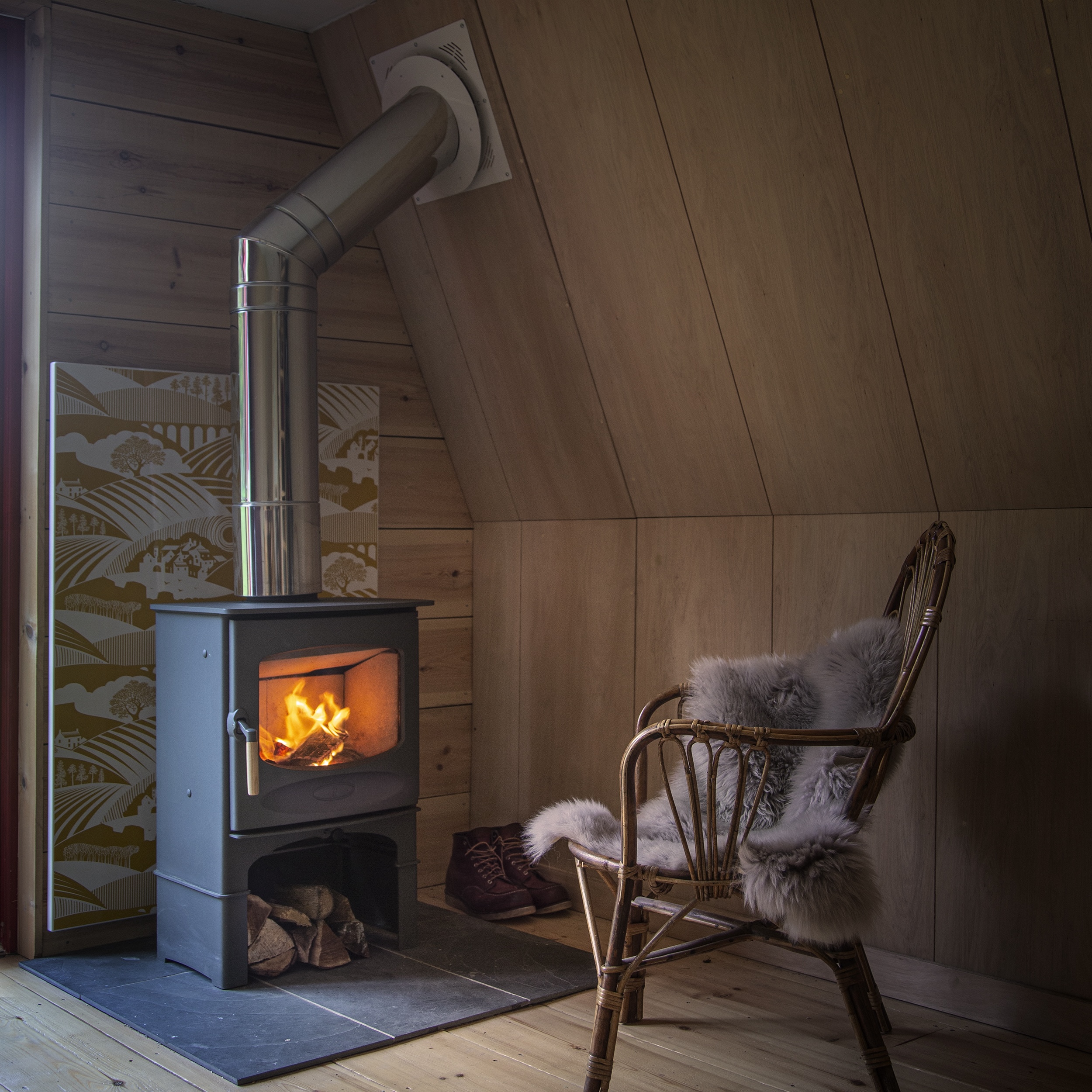 Charnwood C-Five Store Stand Gunmetal 2