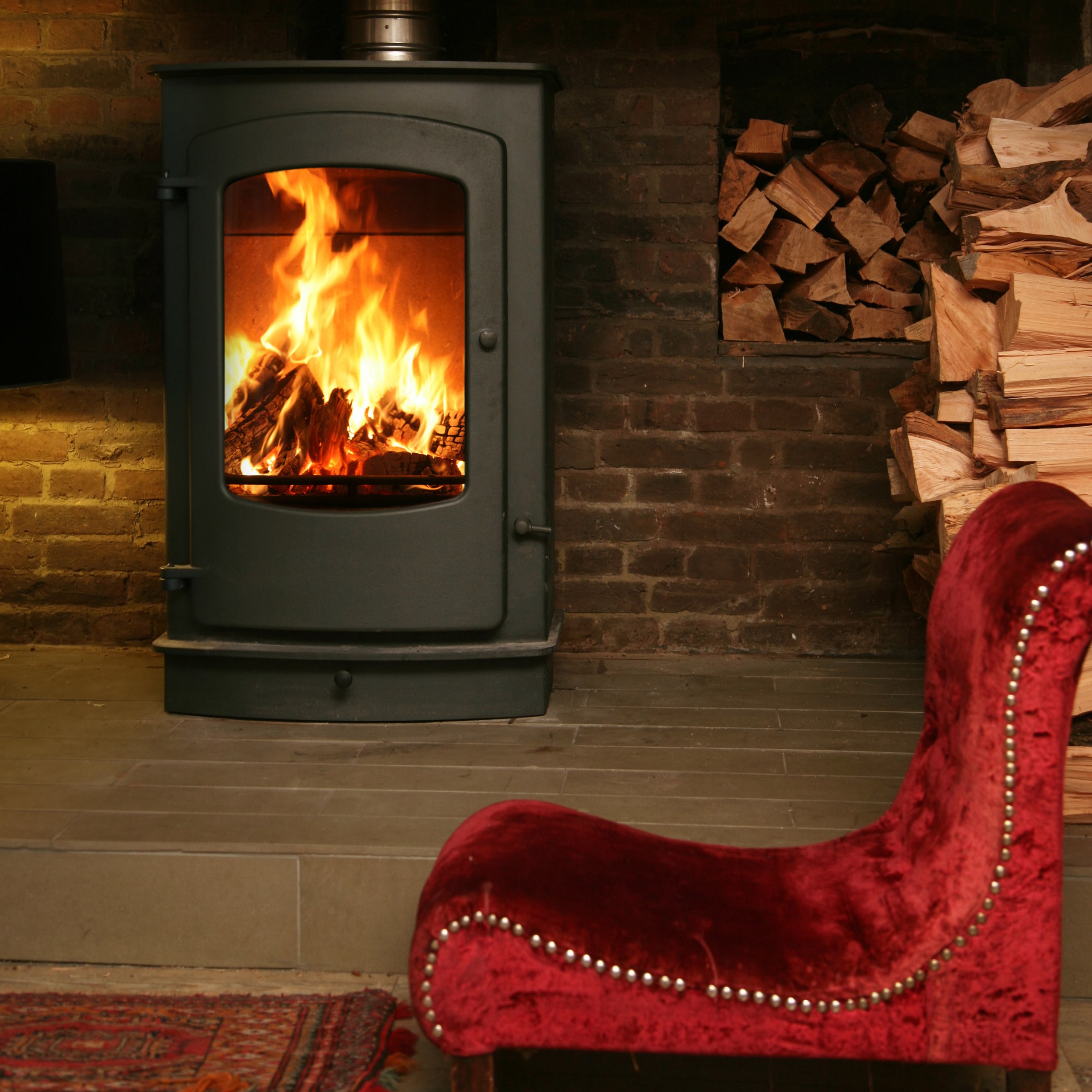 Charnwood Cove 3 Low Black