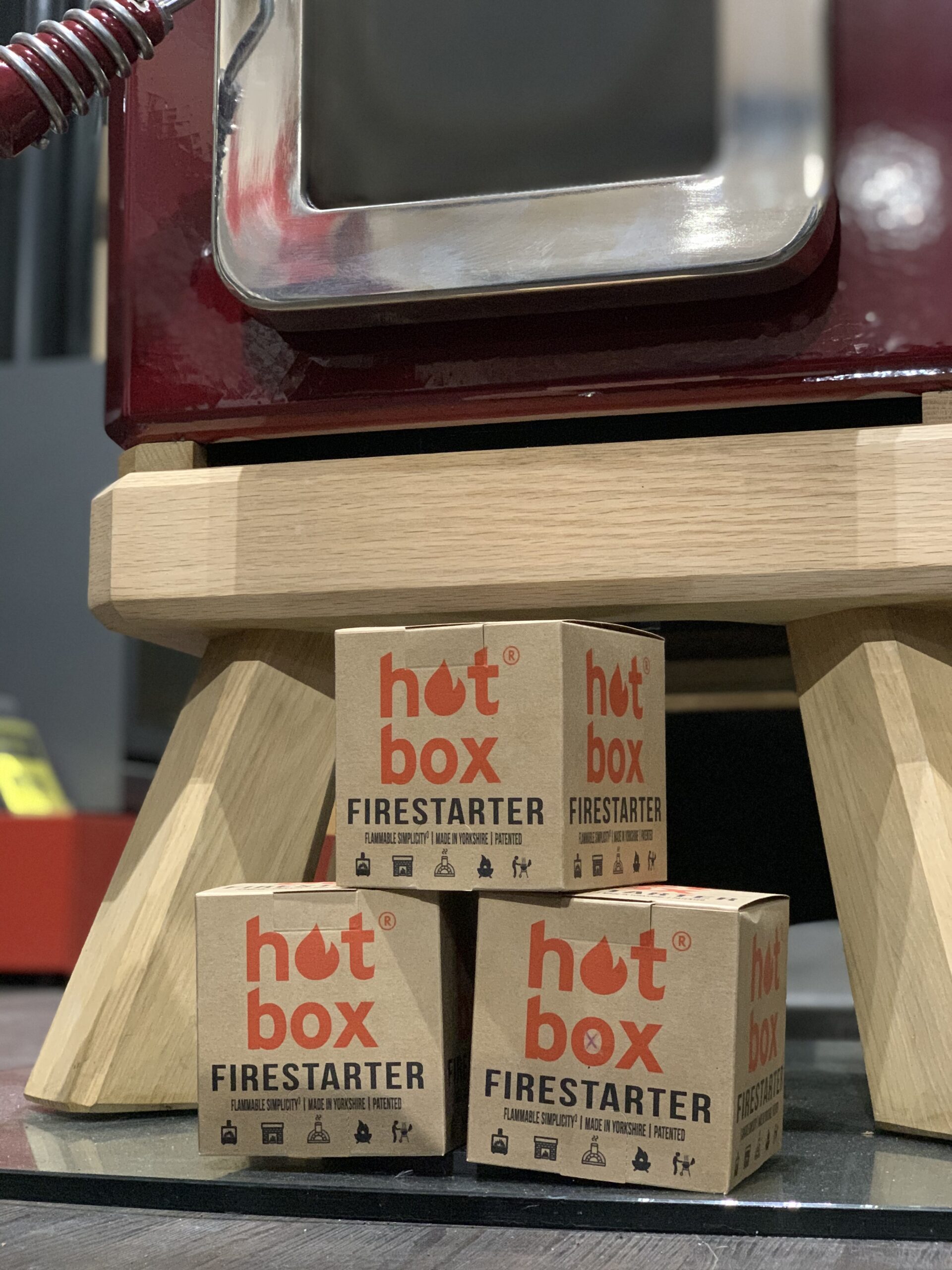 Natural Firelighter | Hot Box ® Firestarter | 8 Pack - Image 4