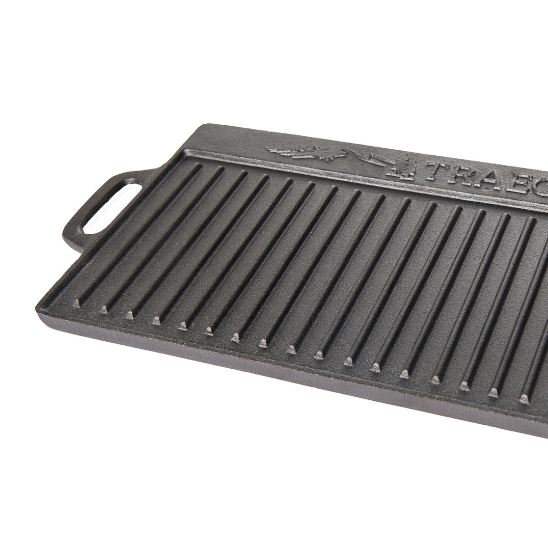 Traeger iron griddle front - hotboxstoves.co.uk