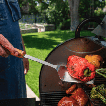 Traeger spatula lifestyle pepper - hotboxstoves.co.uk