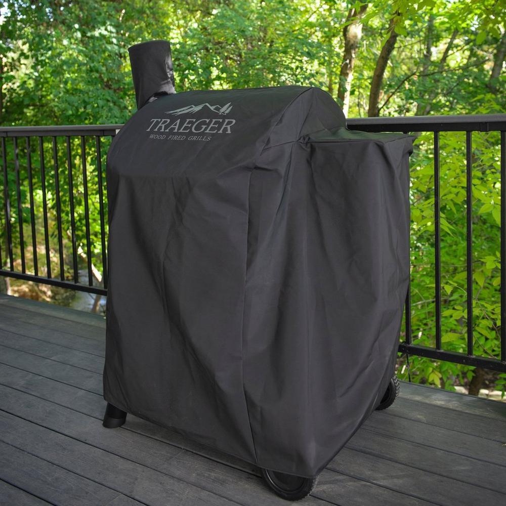traeger pro 575 22series full length grill cover lifestyle - hotboxstoves.co.uk