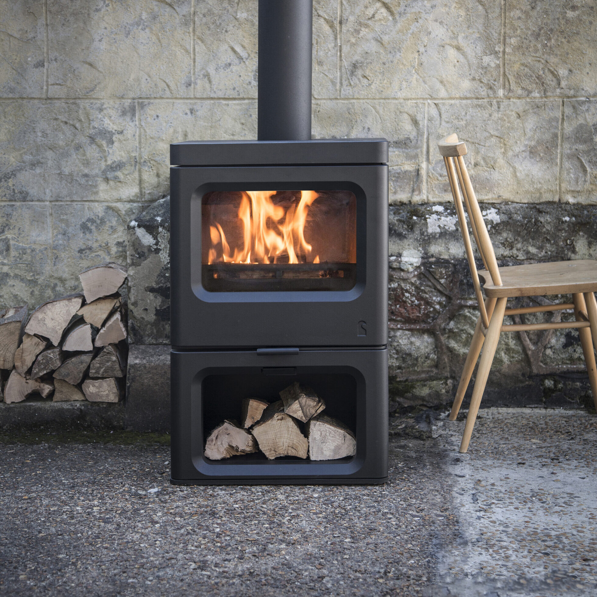 Skye 5 Store Stand Black