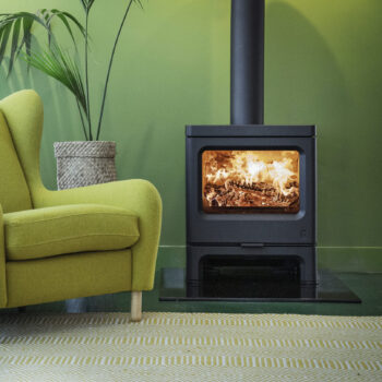 Skye 7 Store Stand Black