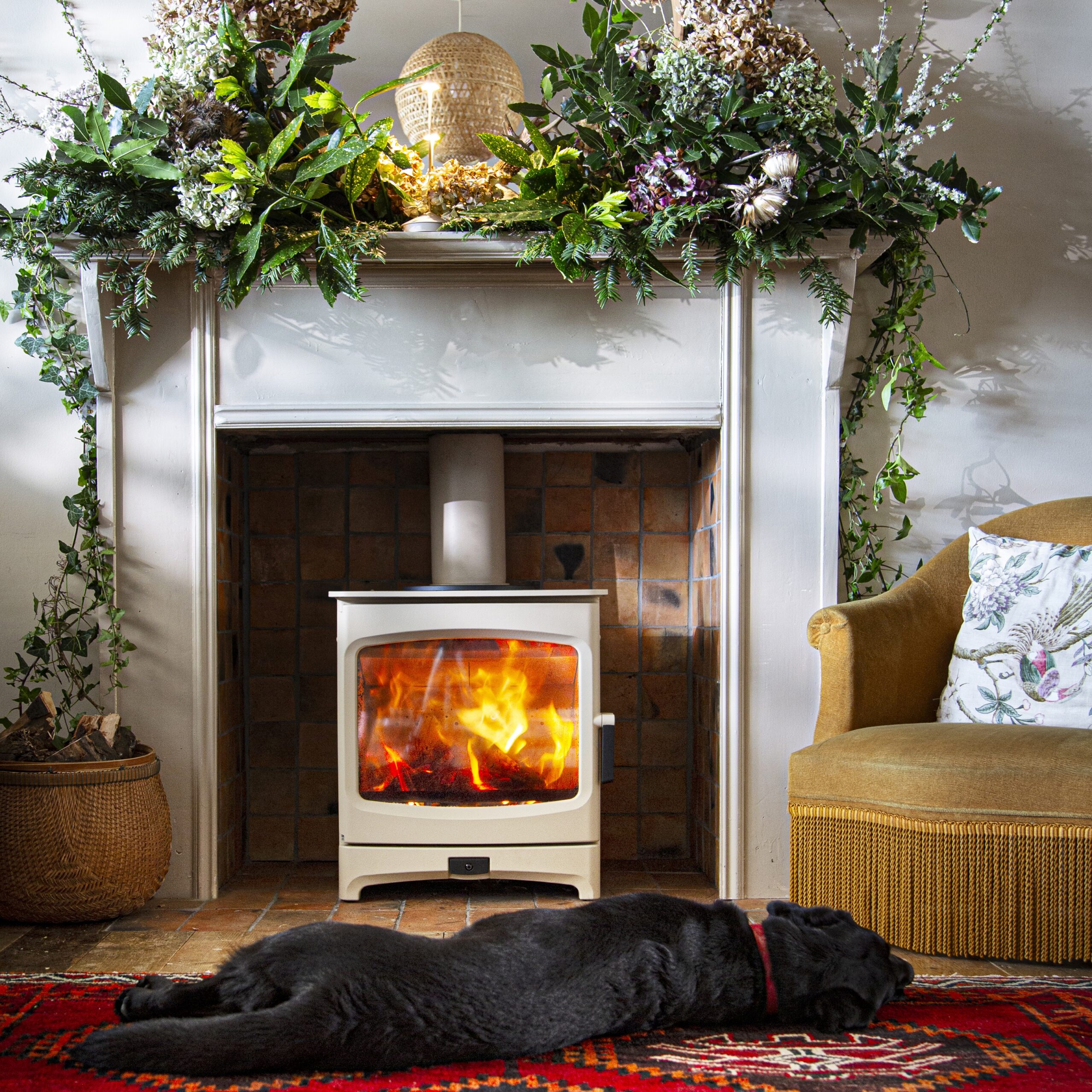 Charnwood Aire 700 Almond Low