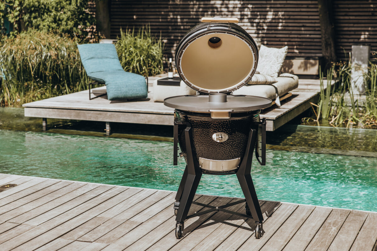 Monolith Grill ceramic kamado BBQ with fire plate cooking